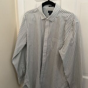 J Crew Men’s button down shirt